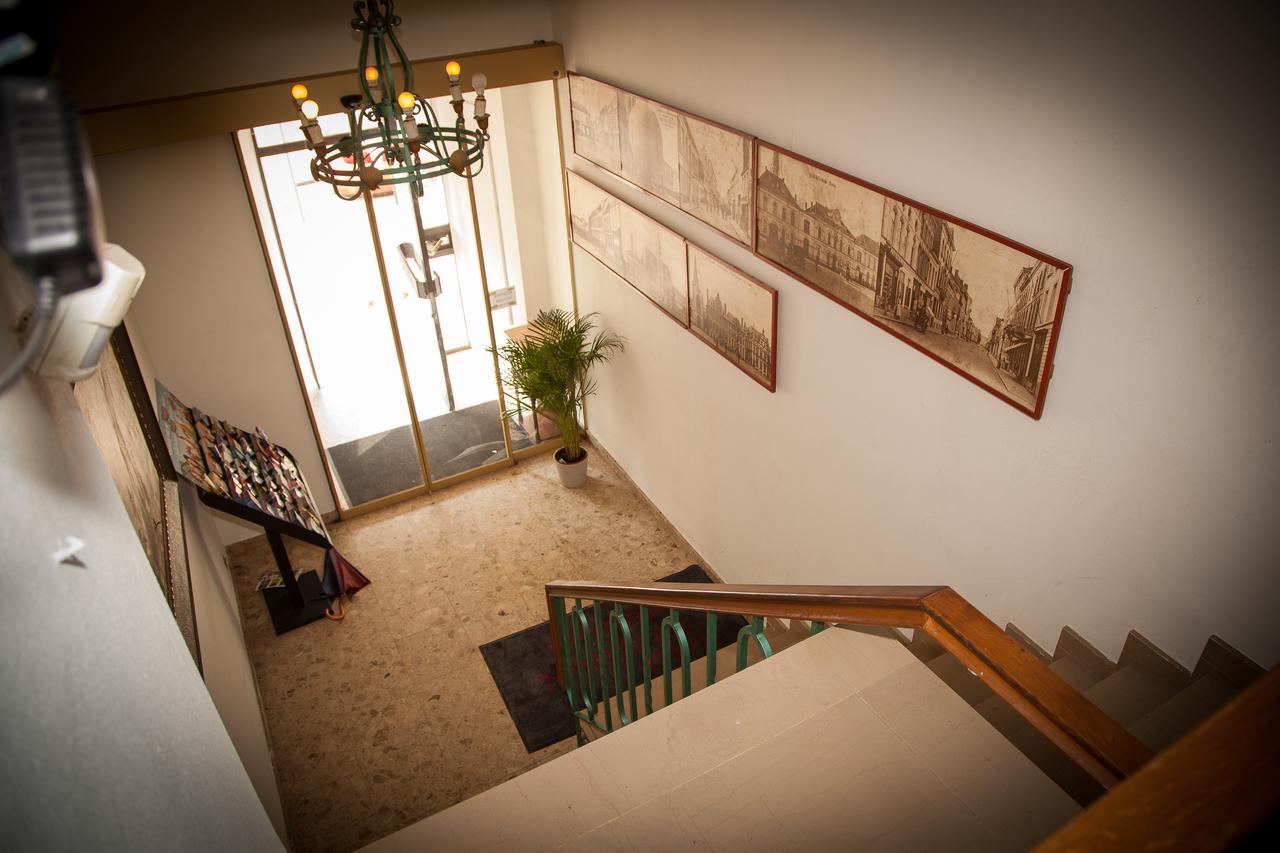סנט - ניקלאס Hotel De Spiegel מראה חיצוני תמונה